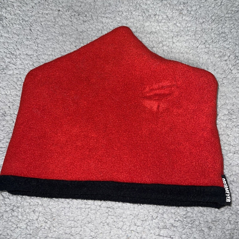 Vintage‎ Obermeyer Beanie Hat Cap Red Skiwear Ski Nordic Knit Wool
